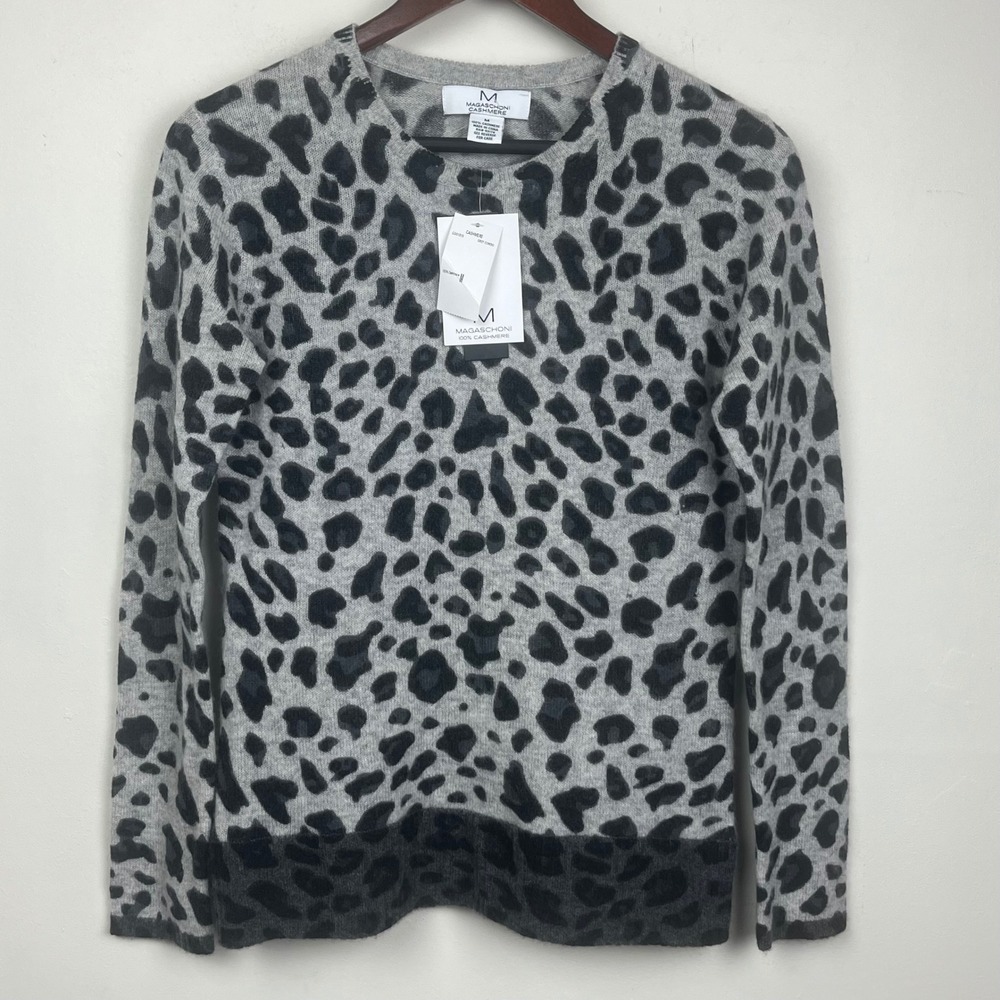 Magaschoni NWT 100% Cashmere Sweater M Grey Leopard Mob Wife Avant Garde Luxury